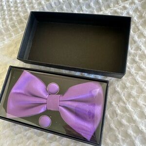 Bow tie with matching cuff links